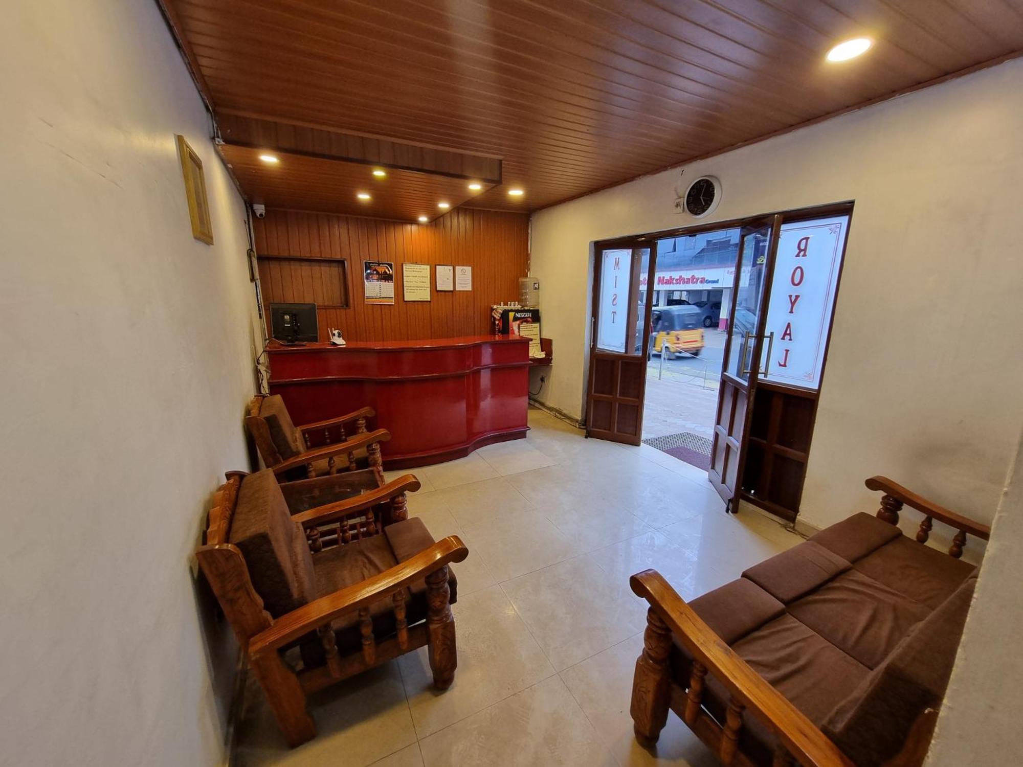 Royal Mist Hotel Ooty Exterior photo